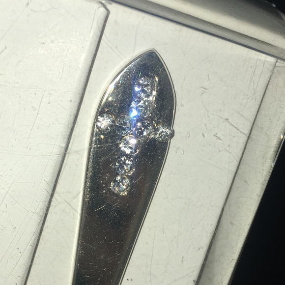 Embroidered Bib & Diamond Spoon - Picture 4 of 6